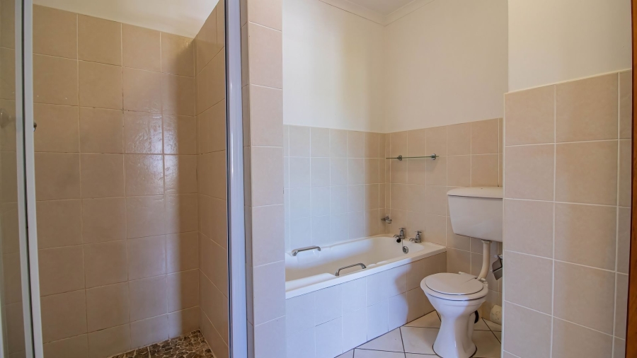 3 Bedroom Property for Sale in Beacon Bay Eastern Cape
